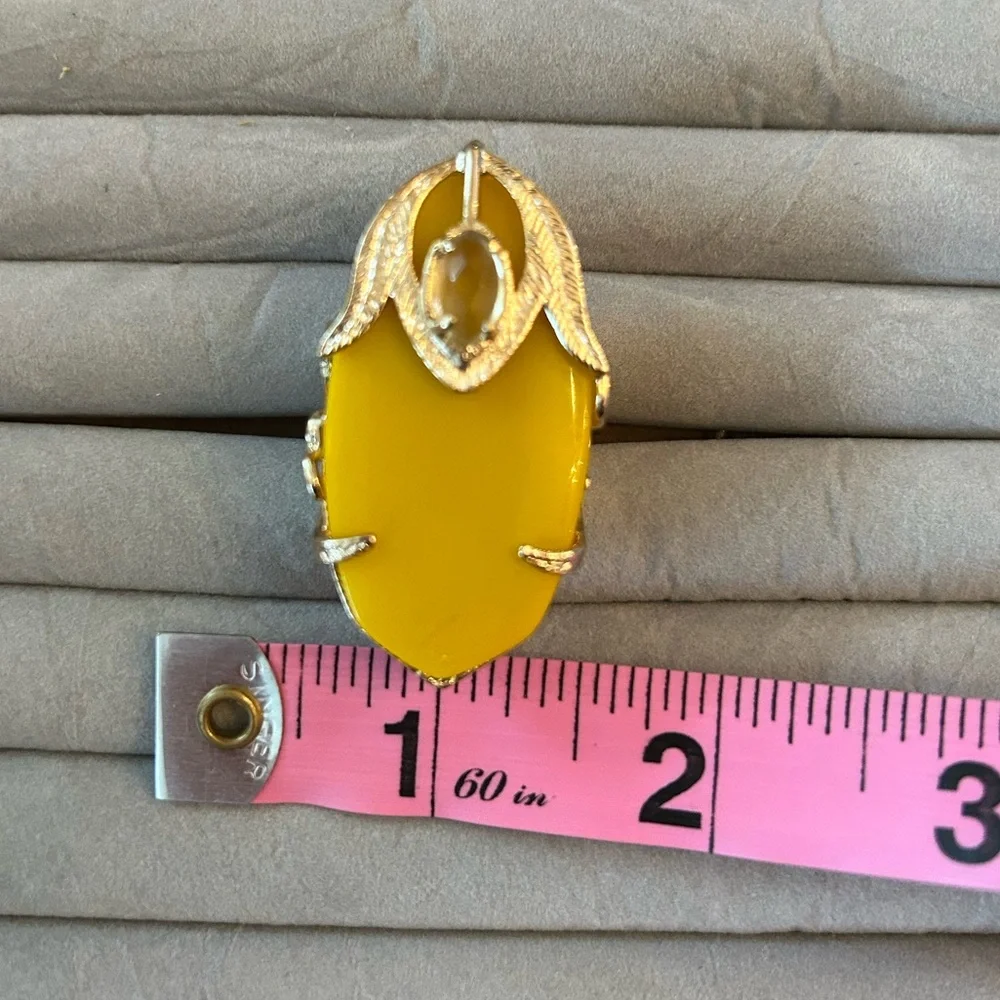 Kendra Scott yellow‎ and gold ring size 7
